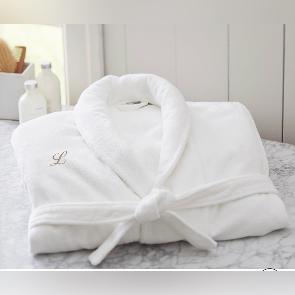 Pottery Barn Soft White Terry clothe Cotton Robe Spa - Picture 2 of 13